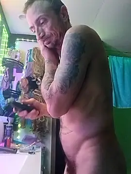 Mrluckstick online show from 11-27-25, 03:18