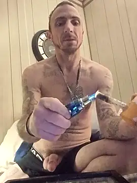 Mrluckstick online show from 01-13-26, 01:20