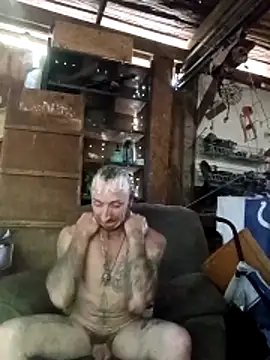 Mrluckstick online show from 04-17-26, 03:48