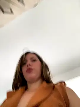 Snapshot of Charlottediolet chatting on 09-23-25, 11:06 Charlottediolet online show from 09-23-25, 11:06