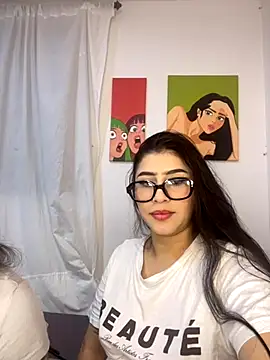 Snapshot of Sweet_and_Rous0 chatting on 10-10-25, 02:45 Sweet and Rous0 online show from 10-10-25, 02:45