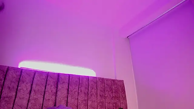 Ambeer fox  online show from 03-17-26, 12:30