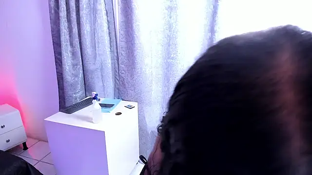 Ambeer fox  online show from 11-26-25, 08:09