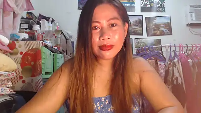 filipina beauty online show from 10-18-25, 05:26