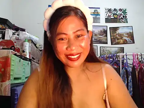 filipina beauty online show from 11-30-25, 06:09