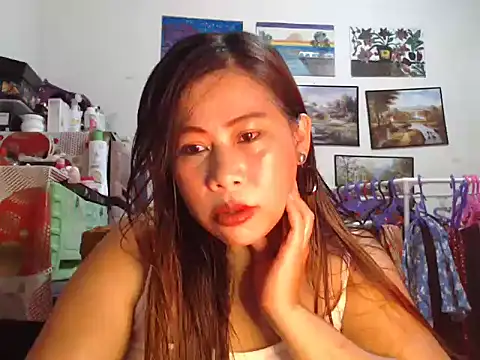 filipina beauty online show from 11-15-25, 02:43