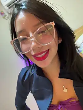 Snapshot of Min_junn chatting on 10-07-25, 02:12 Min junn online show from 10-07-25, 02:12