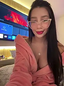 Snapshot of Min_junn chatting on 10-09-25, 02:12 Min junn online show from 10-09-25, 02:12