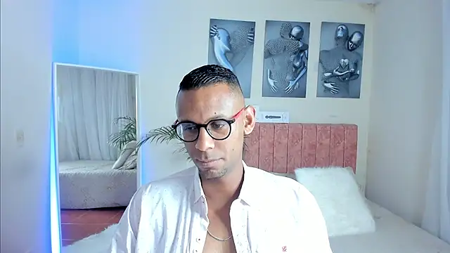 Snapshot of KingEdward_ chatting on 09-26-25, 10:22 KingEdward online show from 09-26-25, 10:22