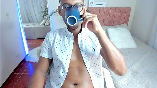 Snapshot of KingEdward_ chatting on 09-24-25, 10:11 KingEdward online show from 09-24-25, 10:11