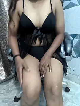 Snapshot of Dimple_ji chatting on 04-14-26, 06:07 Dimple ji online show from 04-14-26, 06:07