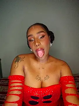 Queen Amara online show from 01-07-26, 03:44