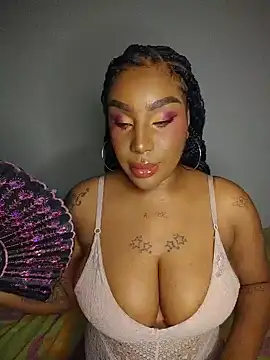 Queen Amara online show from 07-05-26, 04:06