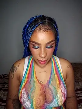 Queen Amara online show from 04-10-26, 04:19