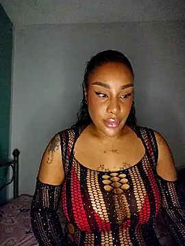 Queen Amara online show from 03-05-26, 03:58