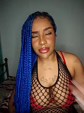 Queen Amara online show from 04-03-26, 03:24