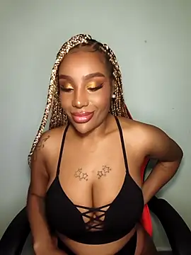 Queen Amara online show from 10-01-25, 02:38