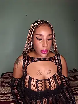 Queen Amara online show from 09-29-25, 03:02