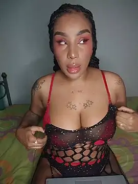 Queen Amara online show from 07-08-26, 04:35