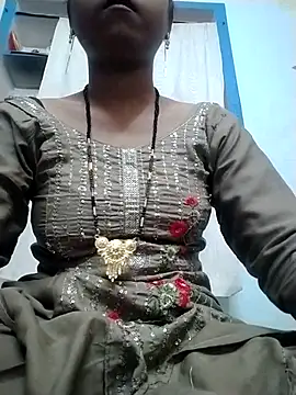 Komal-Rajput online show from 09-19-25, 09:46