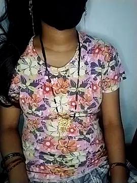 Komal-Rajput online show from 10-04-25, 05:47