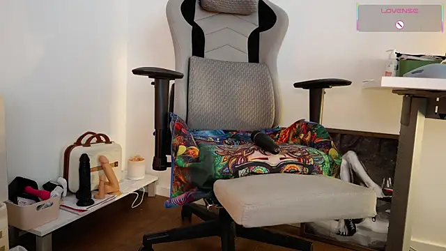 GingerAleMILF online show from 11-17-25, 11:03