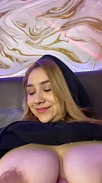 Valeryfox01  online show from 11-29-25, 10:26