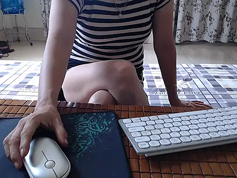 Ami 8x online show from 09-29-25, 04:41