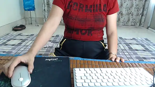 Ami 8x online show from 09-17-25, 04:58