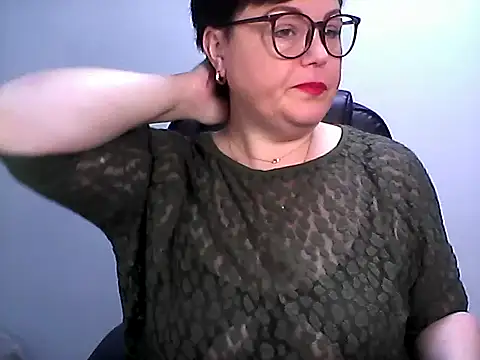 EllaLove2277 online show from 02-09-26, 07:06