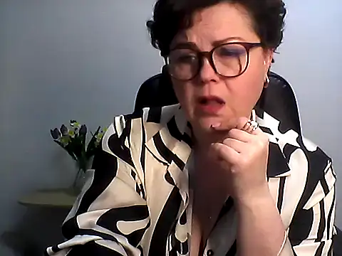 EllaLove2277 online show from 03-06-26, 06:41