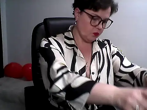 EllaLove2277 online show from 02-21-26, 05:04