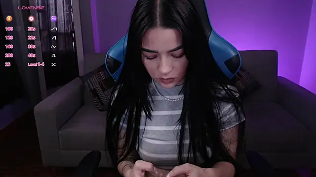 Yourworstnightmare333 online show from 04-03-26, 04:24