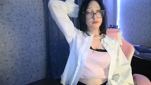 KeicyKlark online show from 10-07-25, 06:09