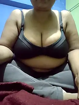 bitch-horny online show from 10-18-25, 03:58