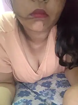 bitch-horny online show from 09-08-25, 05:12