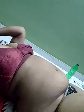 bitch-horny online show from 10-19-25, 05:16