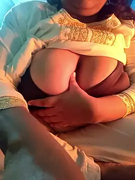 bitch-horny online show from 01-13-26, 03:05