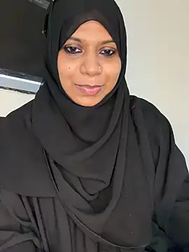 Snapshot of SpicykhalifaX chatting on 06-10-26, 12:06 SpicykhalifaX online show from 06-10-26, 12:06