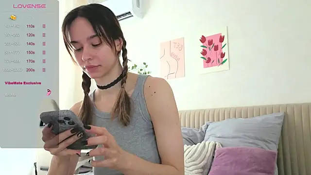 Snapshot of _Alissaa chatting on 05-23-26, 05:17 Alissaa online show from 05-23-26, 05:17