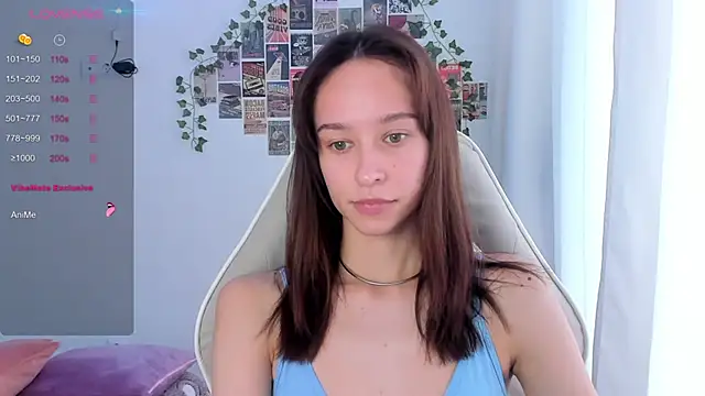 Snapshot of _Alissaa chatting on 10-12-25, 01:23  Alissaa online show from 10-12-25, 01:23