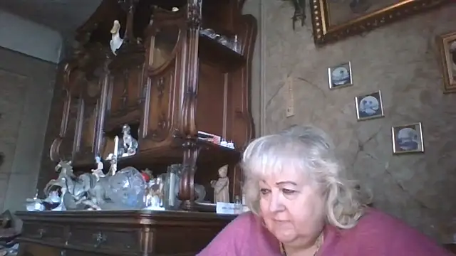 Snapshot of Lala-Love56 chatting on 06-03-26, 05:17 Lala-Love56 online show from 06-03-26, 05:17