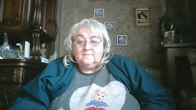 Lala-Love56 online show from 10-27-25, 02:29