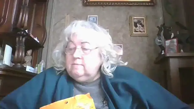 Lala-Love56 online show from 12-21-25, 10:28