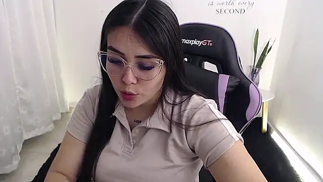 amberbakee online show from 06-30-26, 03:56