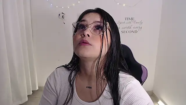 amberbakee online show from 06-11-26, 01:41