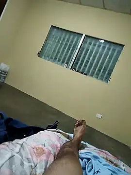 Eszteban1987 online show from 01-12-26, 11:20