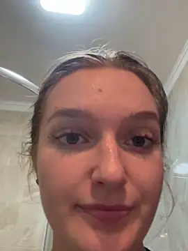 Snapshot of Bellatrisssaa chatting on 09-15-25, 06:30 Bellatrisssaa online show from 09-15-25, 06:30