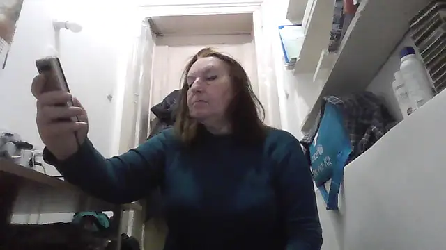 Snapshot of AnnaLive570 chatting on 02-09-26, 05:27 AnnaLive570 online show from 02-09-26, 05:27