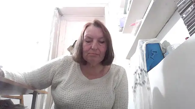 Snapshot of AnnaLive570 chatting on 03-26-26, 12:36 AnnaLive570 online show from 03-26-26, 12:36